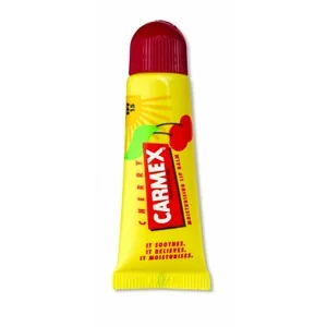 Бальзам для губ Carmex в жёлтом тюбике с красным колпачком